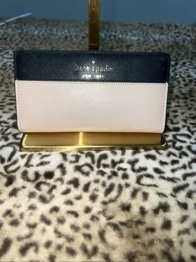 kate spade Black and Blush Bifold Wallet NWT